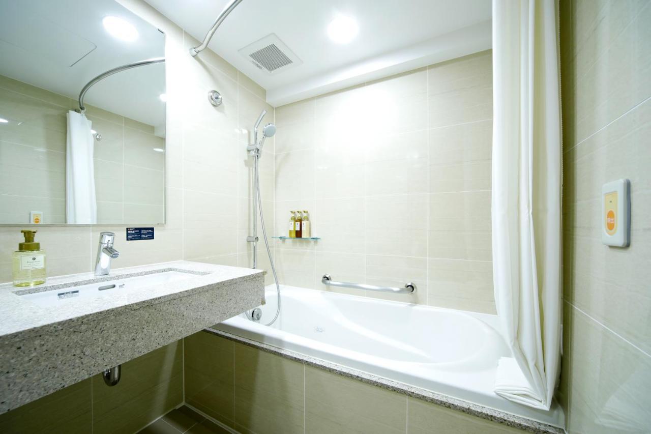 Travelodge Kyoto Shijo Kawaramachi エクステリア 写真
